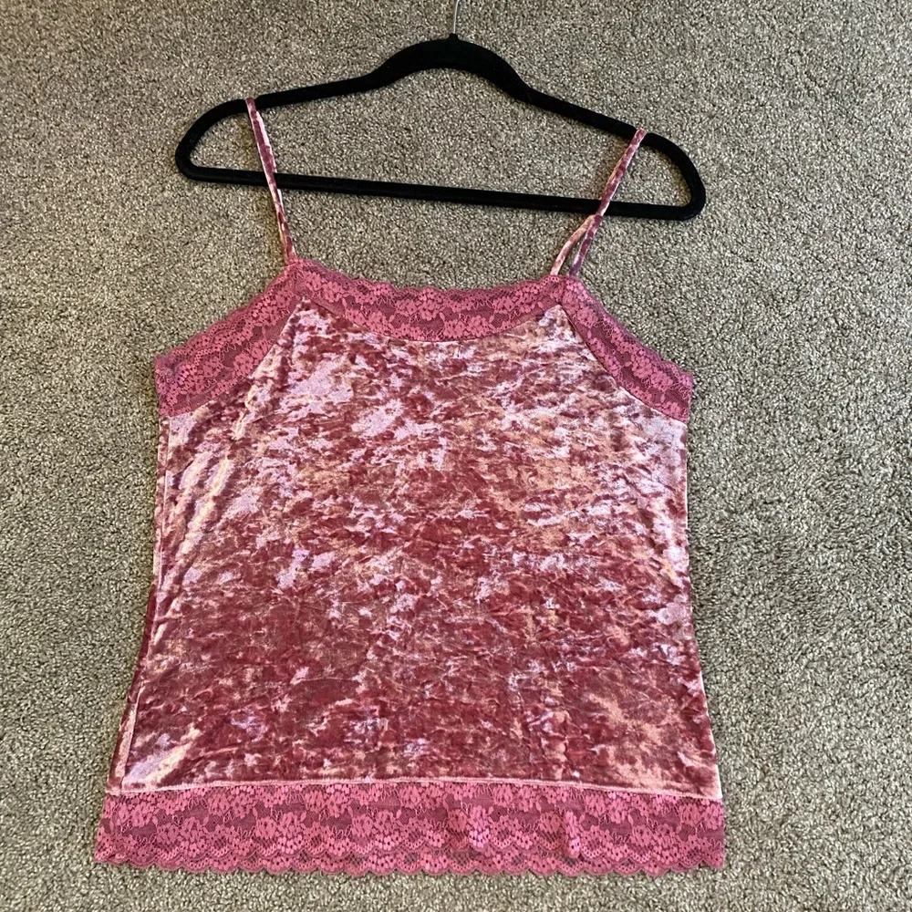 Romeo & Juliet Couture Pink Velvet Lace Trim Cami - Picture 1 of 6